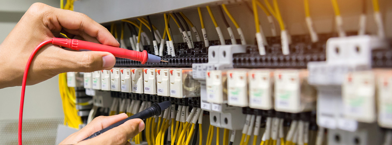 Electrician in Dubai